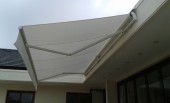 Retractable Awning-Villa Putih3